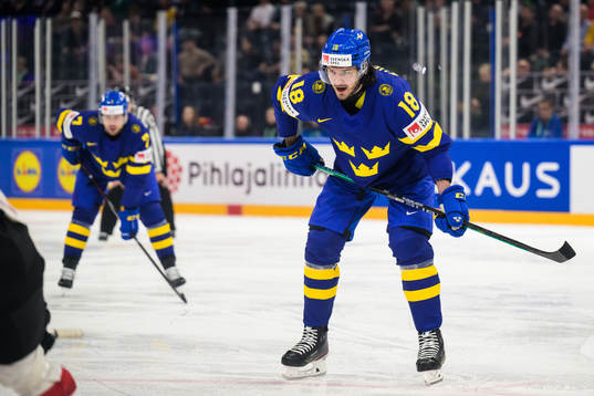 Dennis Everberg of Sweden