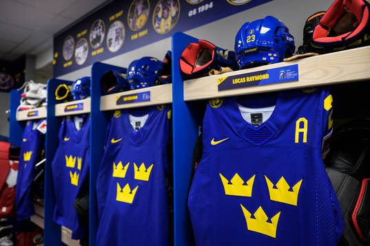 Jersey of Lucas Raymond in the dressing room of Sweden