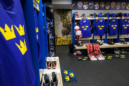 Jerseys of goaltender Lars Johansson, Carl Grundström, Leo