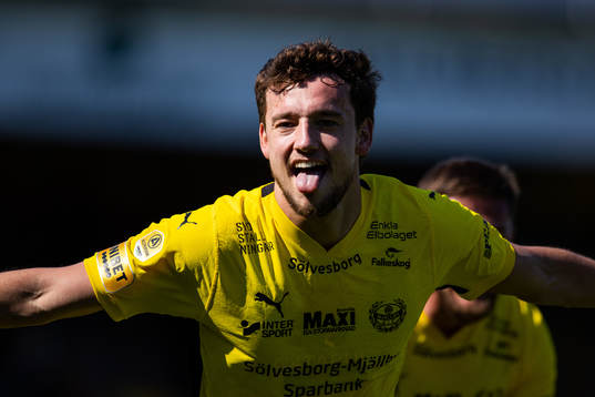 Bläddra bland fler bilder av Fotboll, Allsvenskan, Mjällby - Sirius