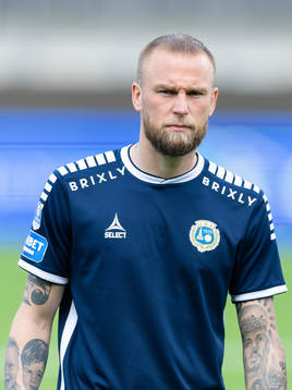 Utsiktens Alexander Faltsetas på line up innan