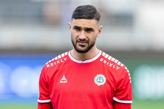 Utsiktens målvakt Elias Hadaya på line up innan
