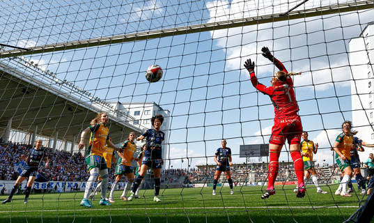 Mål 1-0 förbi IFK Norrköpings Sofia Hjern
