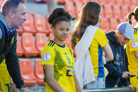Felicia Schröder of Sweden looks dejected