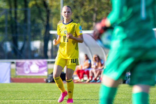 Nova Rolfsson of Sweden