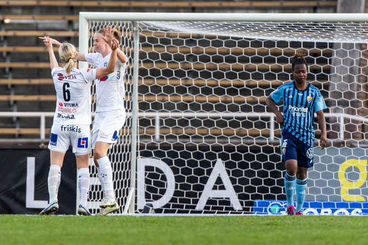 Växjö DFFs Alexandra Jonasson jublar