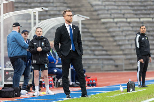 Växjö DFFs huvudtränare Olof Unogård