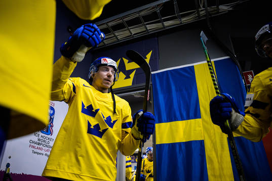 Pär Lindholm of Sweden