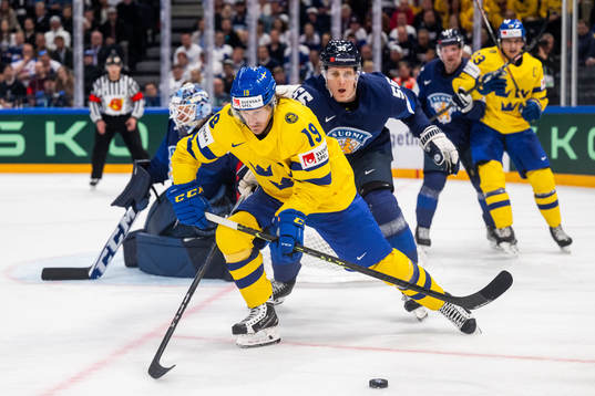 Marcus Sörensen of Sweden and Atte Ohtamaa of Finland