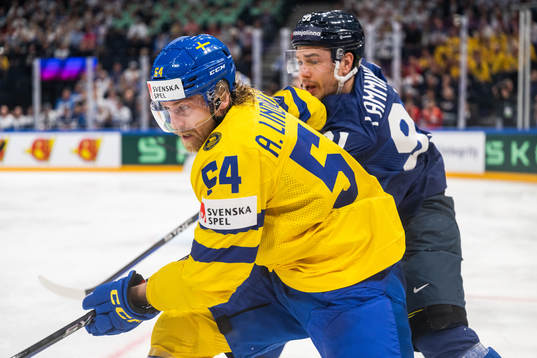 Anton Lindholm of Sweden and Juho Lammikko of Finland