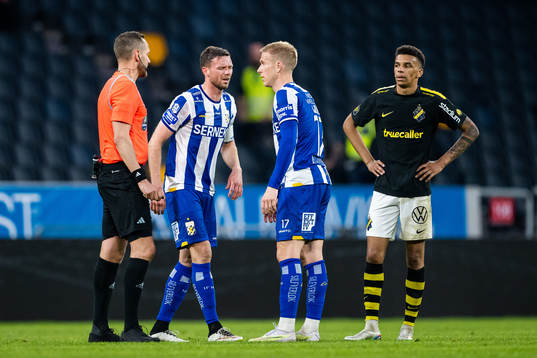 IFK Göteborgs Marcus Berg har ont
