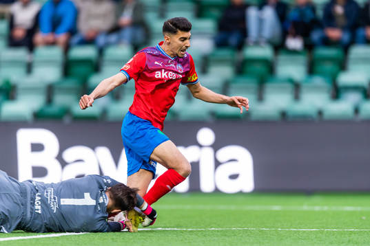 GIF Sundsvalls målvakt Oscar Jonsson och Helsingborgs Amar