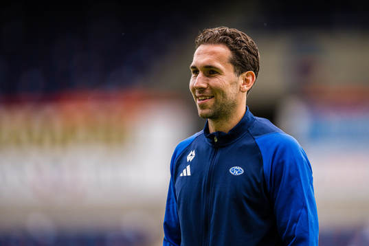 Benjamin Tiedemann Hansen of Molde arrives