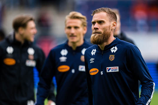 David Fällman of Aalesund warms up