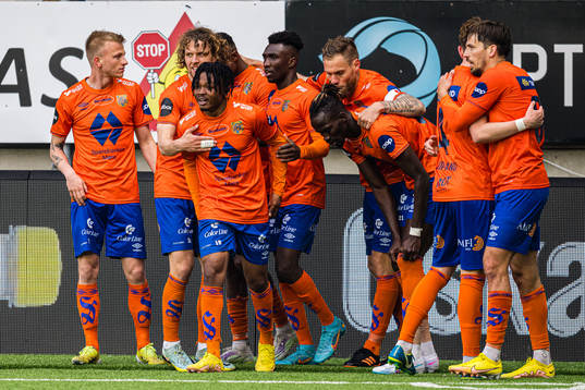 Isaac Atanga of Aalesund celebrates