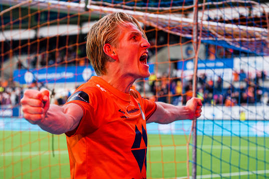 Erlend Segberg of Aalesund celebrates