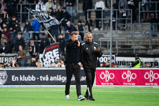 Örebros huvudtränare Christian Järdler och assisterande