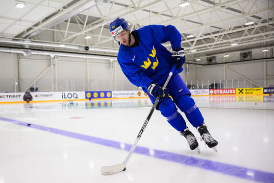 Alexander Nylander of Sweden at a practice session
