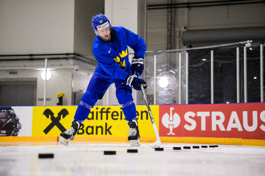Alexander Nylander of Sweden at a practice session