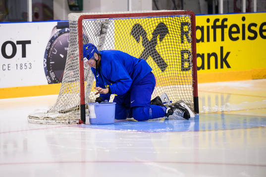 Alexander Nylander of Sweden at a practice session