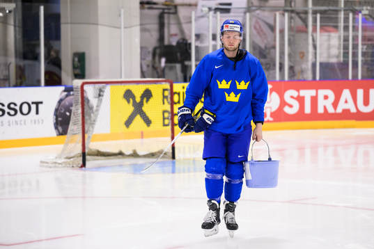 Alexander Nylander of Sweden at a practice session