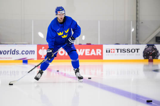 Alexander Nylander of Sweden at a practice session