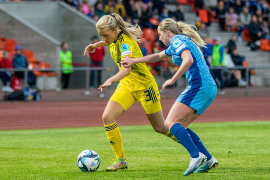 Smilla Holmberg of Sweden