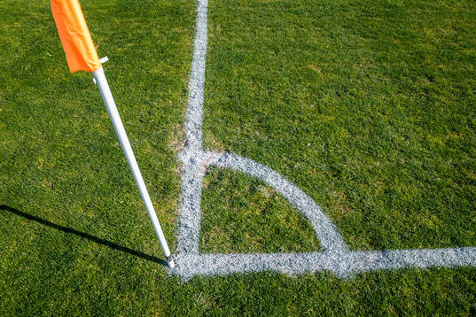 Hörnmarkering och hörnflagga