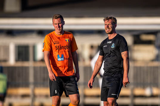 Torns IFs Linus Persson och Lunds BKs Linus Olsson