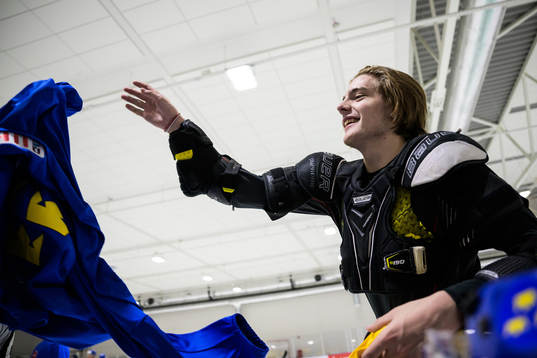 Leo Carlsson of Sweden at a practice session