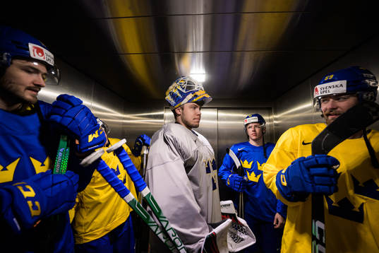 Dennis Everberg, goaltender Jesper Wallstedt, Jonatan