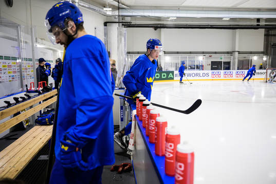 Lucas Raymond of Sweden at a practice session