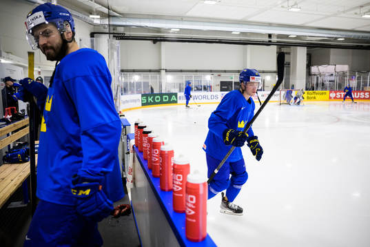 Lucas Raymond of Sweden at a practice session