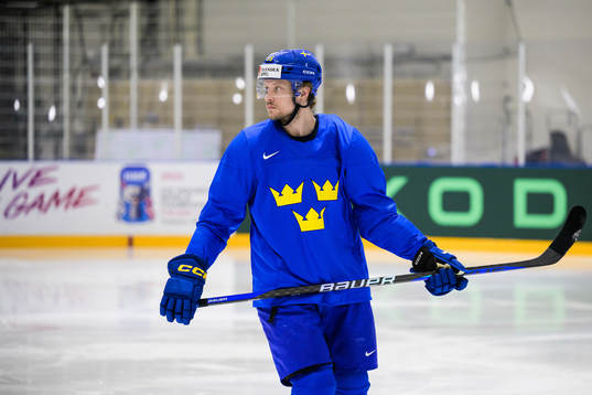 Jacob de la Rose of Sweden at a practice session