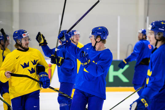 Jonathan Pudas and Jonatan Berggren of Sweden at a practice