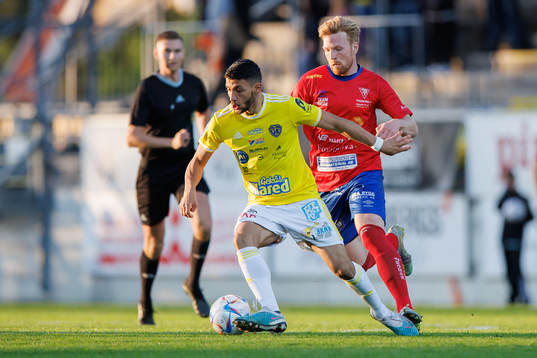 Falkenbergs Leonardo Farah Shahin och Tvååkers Johan