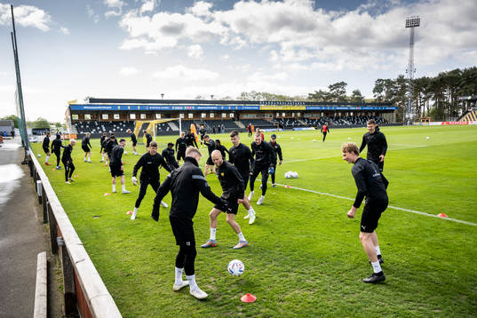 Under en fotbollsträning med Mjällby