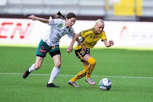 Rådas Matilda Ahlstrand och Elfsborgs Tea Skoglund