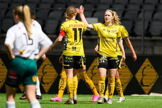 Elfsborgs Alva Sjöström jublar