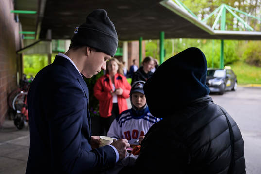 Lucas Raymond of Sweden signs autographs at the team hotel