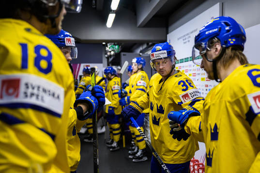 Oscar Lindberg, Rasmus Sandin and Jonathan Pudas of Sweden
