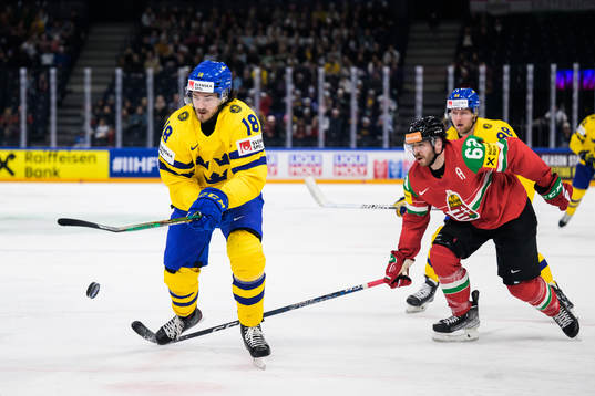 Dennis Everberg of Sweden