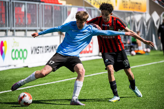 Brommapojkarnas Jonas El Mallah och Landskronas Anton
