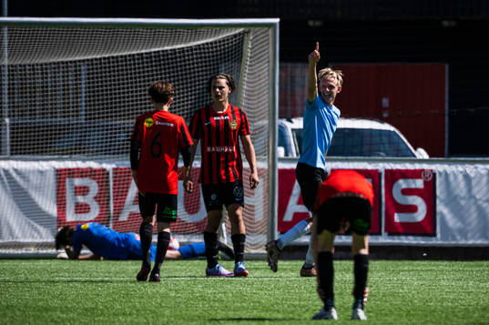Landskronas Linus Lindeberg jublar