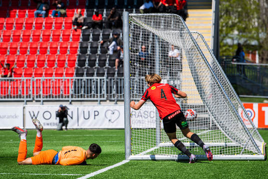 Brommapojkarnas Leart Krasniqi gör 3-2 bakom Landskronas