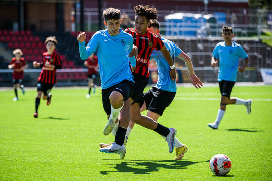 Brommapojkarnas Sion Oppong, Landskronas Maximilian