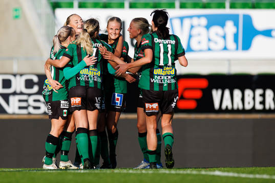 Varbergs spelare jublar