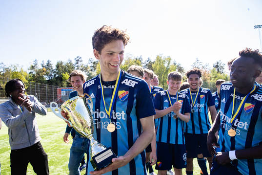Djurgårdens Philip Rolke jublar