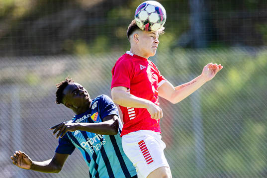 Djurgårdens Kalipha Jawla och Kalmars Daniel Lagerlöf