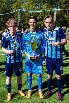 Djurgårdens Tom Dahlin, målvakt Max Croon och Oscar